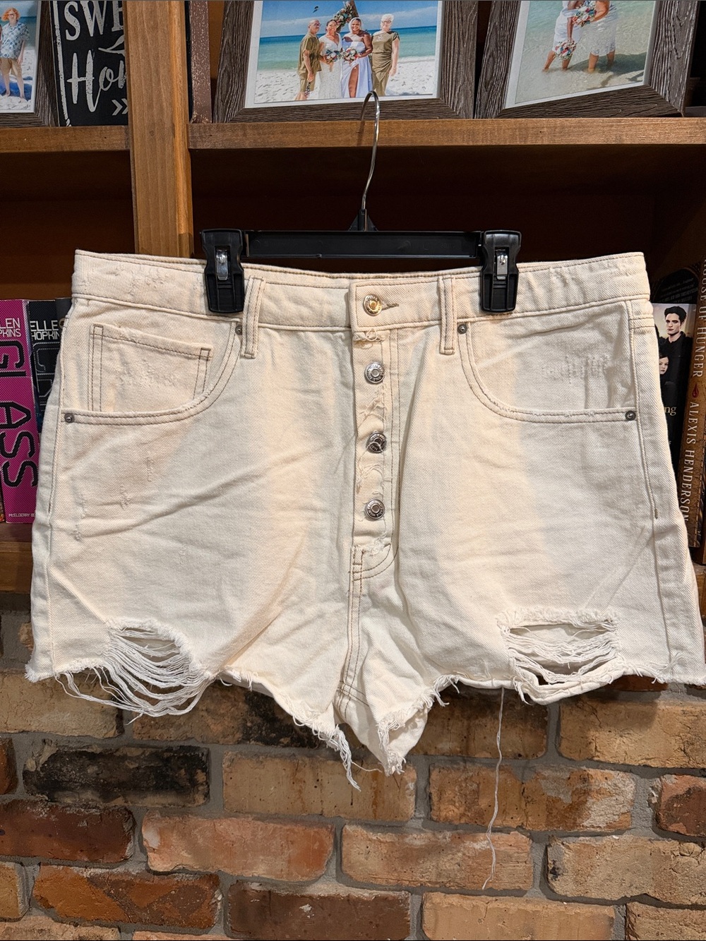 Wild Fable Women’s Distressed Button-Front Denim Shorts - Cream Sz 14
